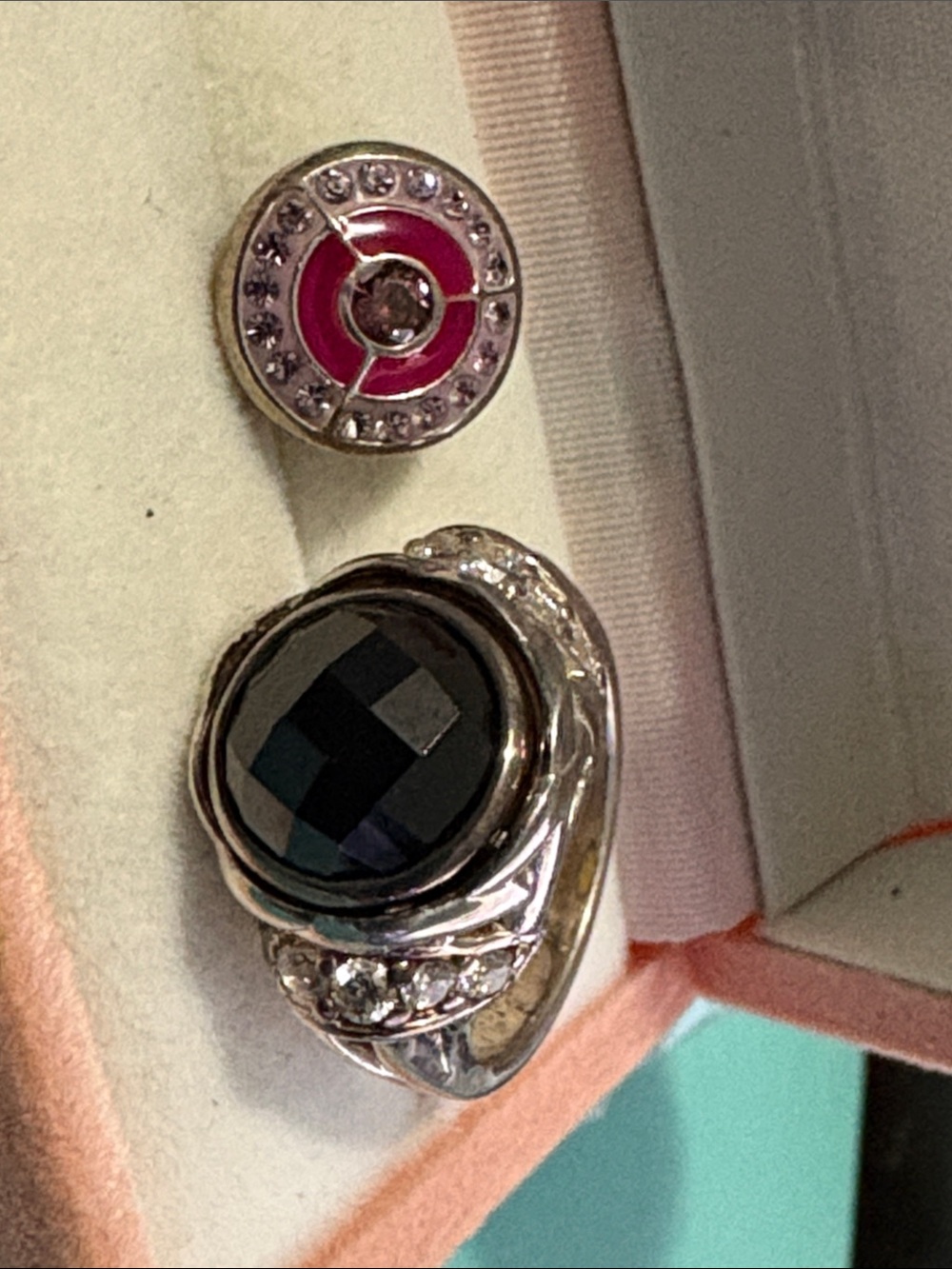 Women’s Silver Ring with Black Faceted Stone and Pink Accent Stud 40A